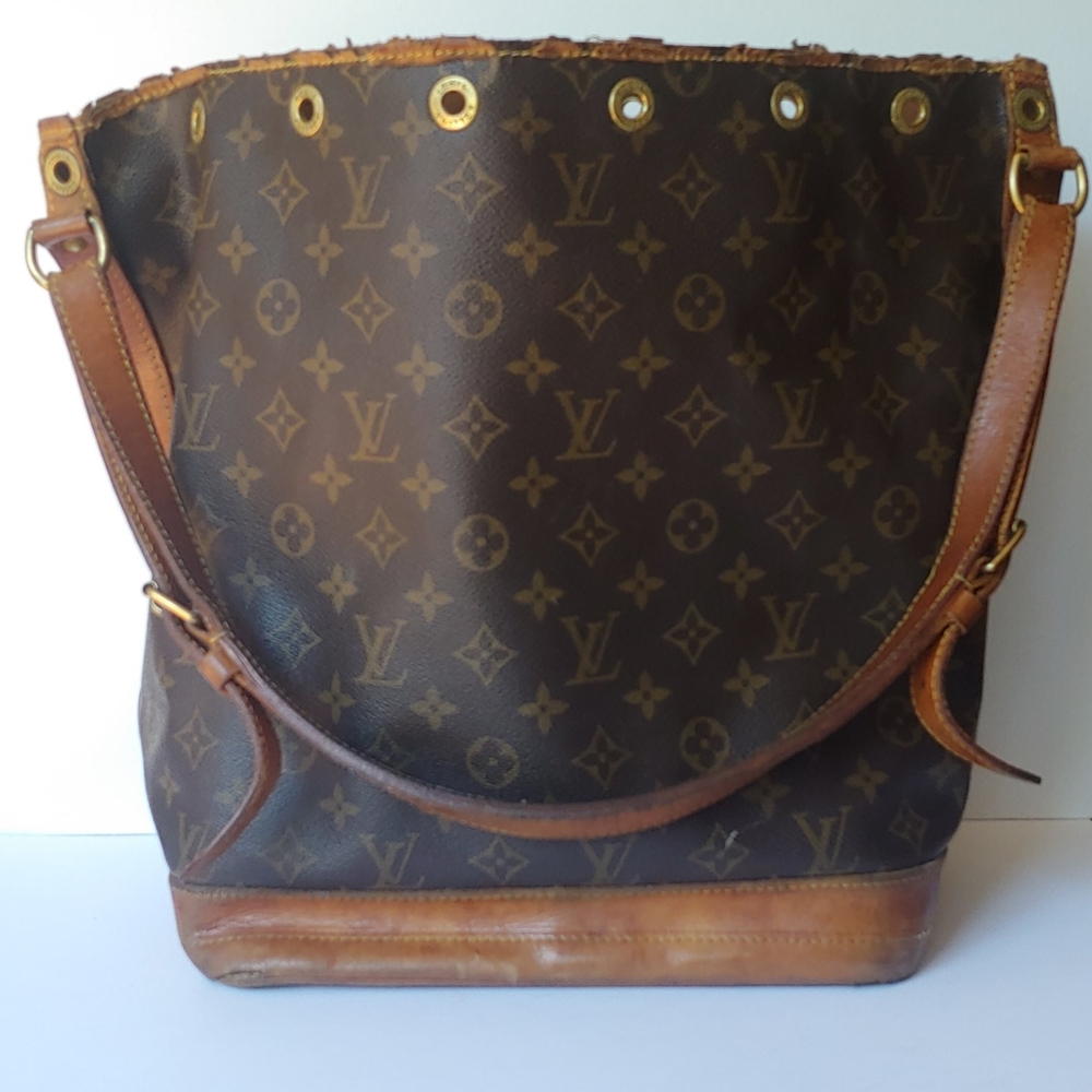 Authentic louis vuitton NOE purse bucket tote bag